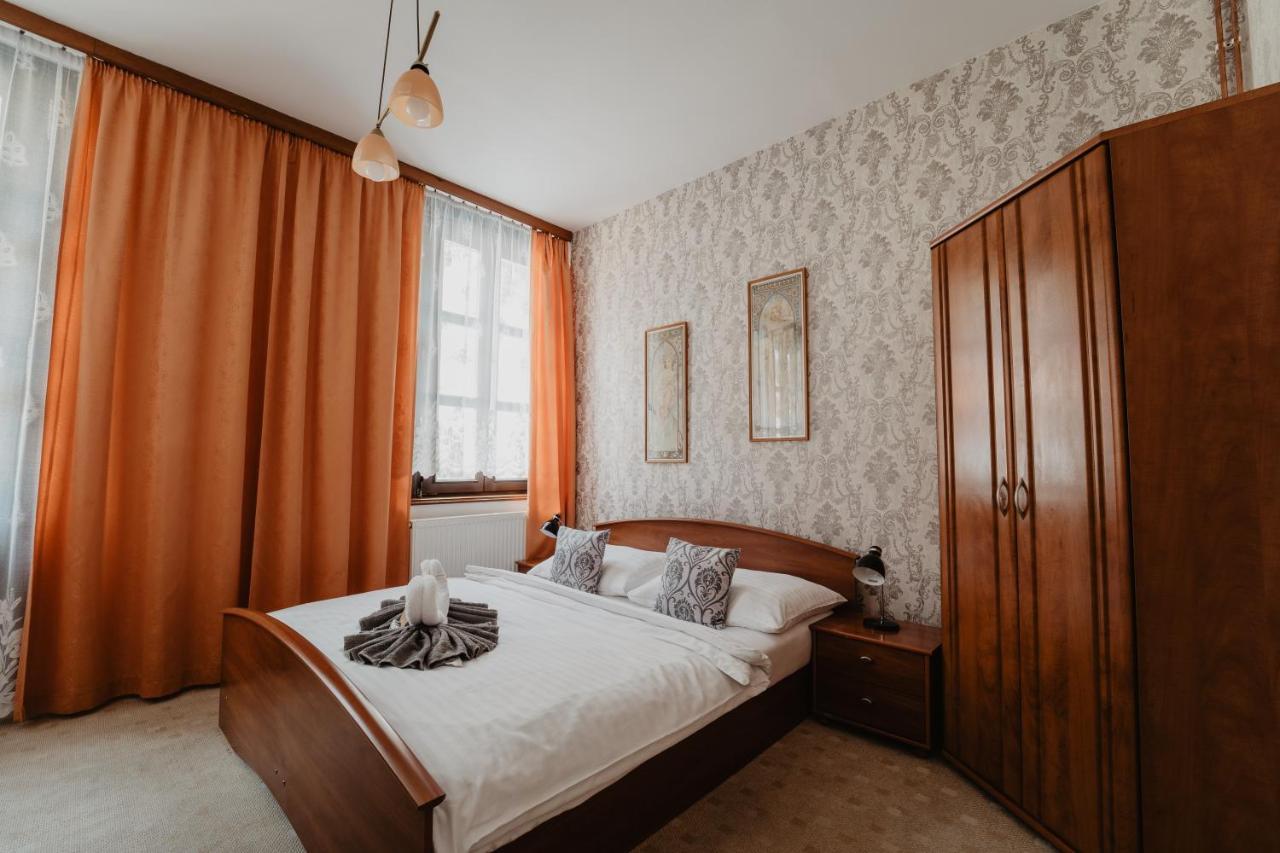 Hotel U Lipy Грженско Екстер'єр фото