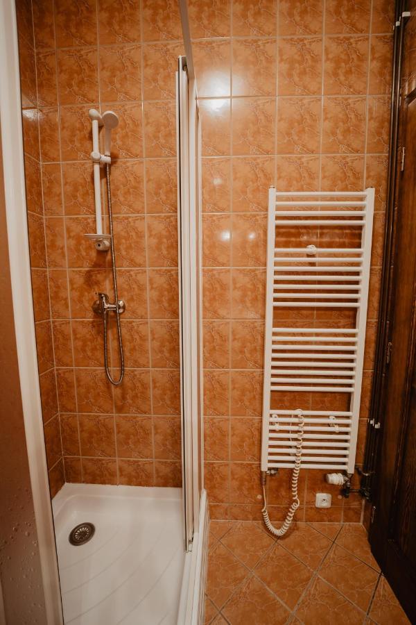 Hotel U Lipy Грженско Екстер'єр фото