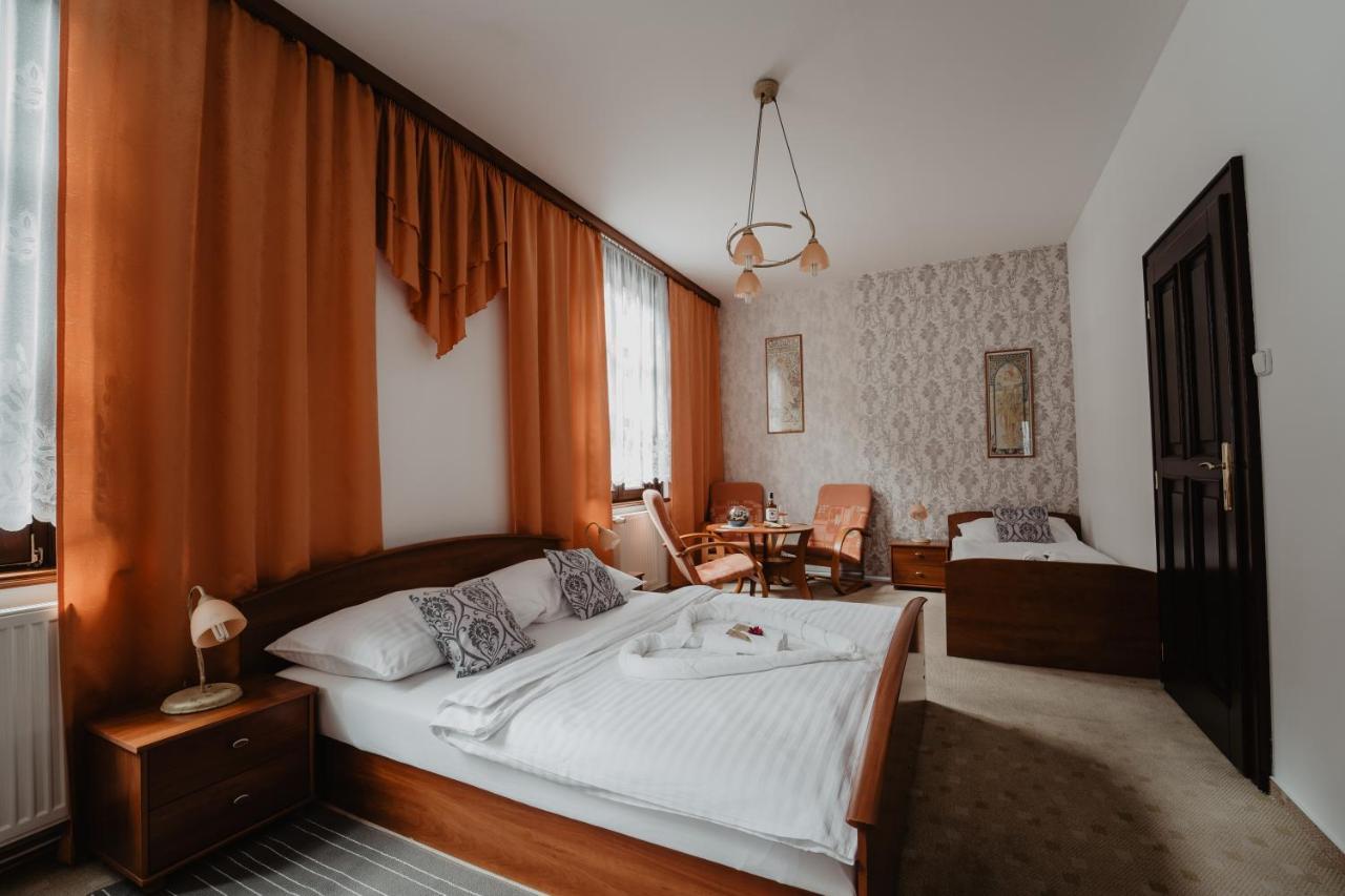 Hotel U Lipy Грженско Екстер'єр фото